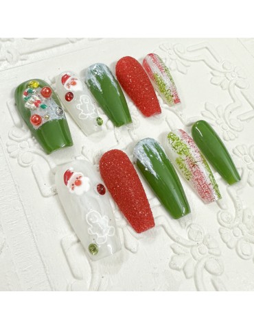 Powdered sugar plaster for Christmas