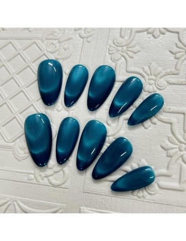 Glazed cyan cat eyes