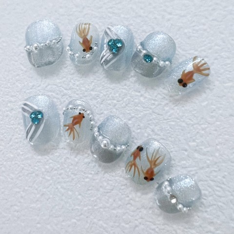 Pearl goldfish