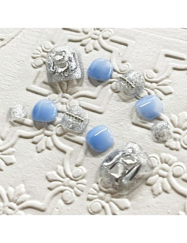 Light blue shiny