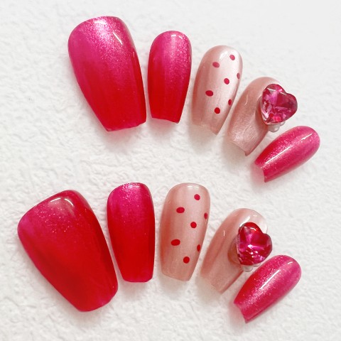 Dragon fruit cat eyes